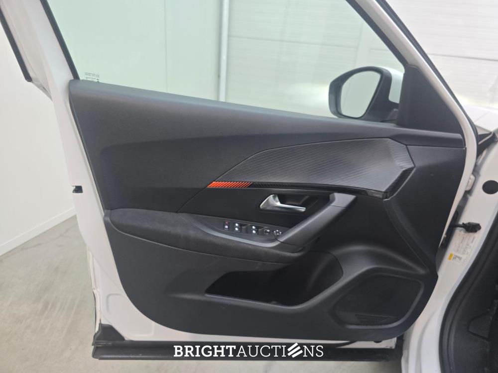 Peugeot 2008 Blue Lease Active 1.2 PureTech 102pk 2021 (Origineel-NL), K-558-SR