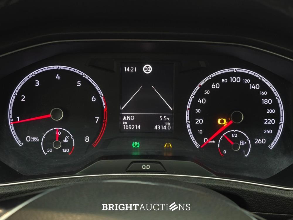 Volkswagen T-Roc Style 1.0 TSI 116pk 2019 (Origineel-NL), XX-149-F