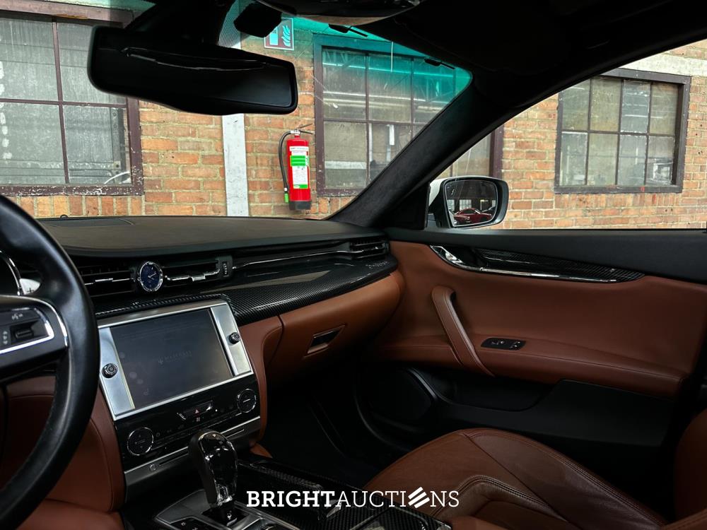 Maserati Quattroporte GTS 3.8 V8 531pk 2013 (CARBON) (29.000 KM)