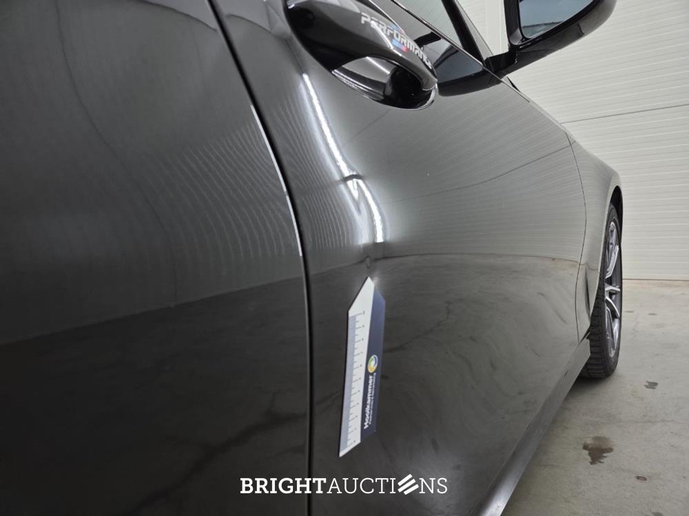 BMW 3-serie Executive Edition 184pk 2019 (Origineel-NL), ZL-125-N