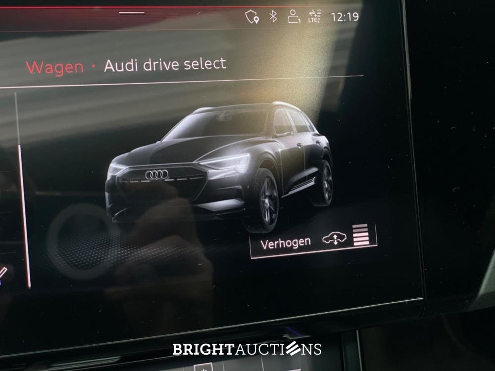 Audi e-tron 55 advanced Quattro 95 kWh 408pk 2019 (Origineel-NL), ZG-973-H