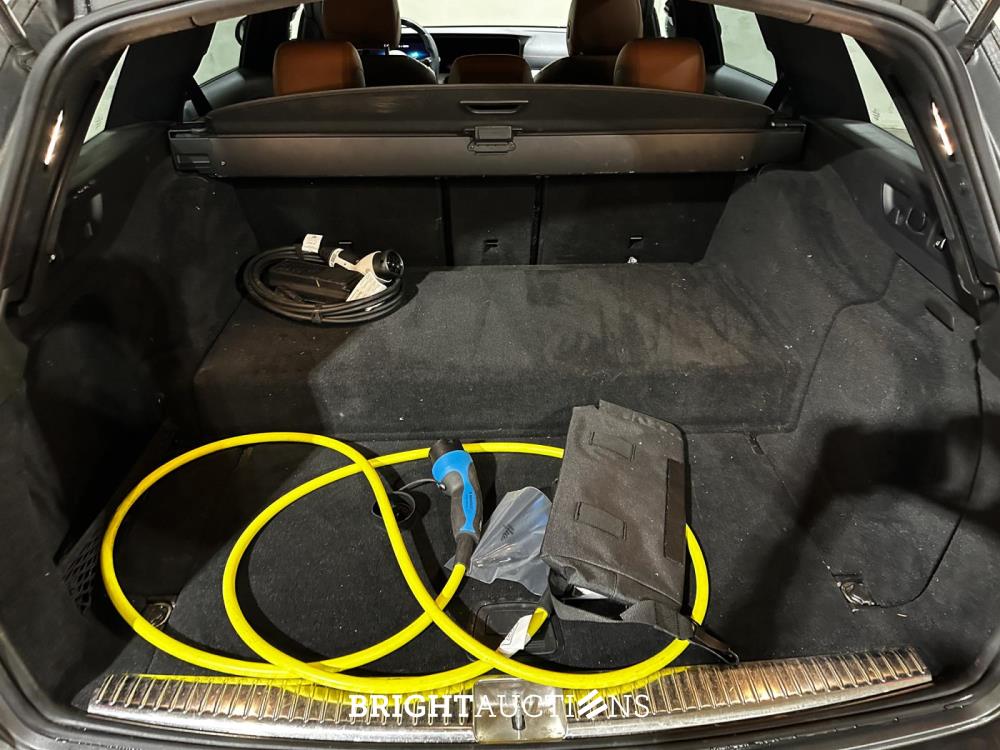 Mercedes-Benz E300 e Business Solution AMG 320pk 2022 (Origineel-NL & 1 Eigenaar) Plug-In Hybrid E-klasse Estate 9G-TRONIC, N-863-TR