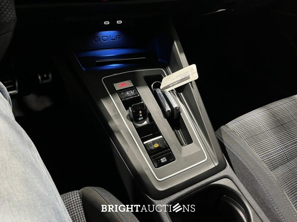 Volkswagen Golf eHybrid GTE 1.4 258pk 2021 (Origineel-NL), L-820-GR