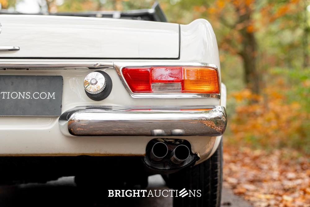 Mercedes-Benz 280 SL Pagode – Handgeschakeld – EU-uitvoering – 2.8 liter zes-in-lijn. 