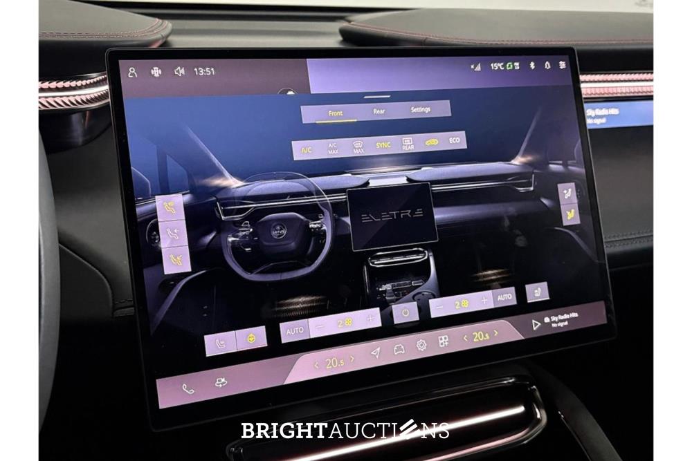 Lotus Eletre EDS 450 4WD 112 kWh 612pk 2023 (Origineel-NL), X-319-JJ