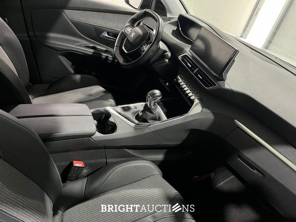 Peugeot 3008 Allure Pack Business 1.2 PureTech 131pk 2022 (Origineel-NL), P-263-PS