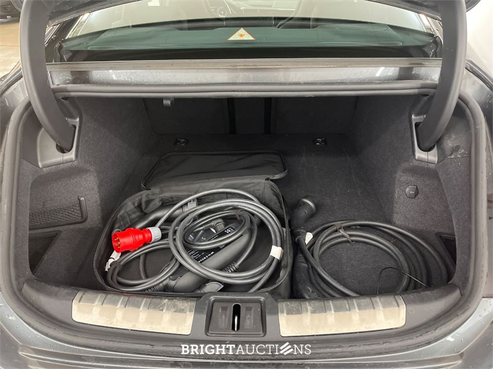 Audi e-tron GT GT 93 kWh 477pk 2021 (Origineel-NL), L-289-XB