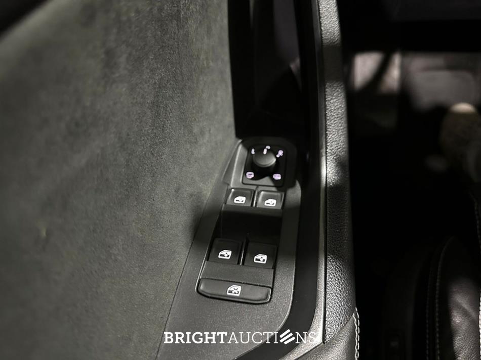 Škoda Kodiaq Automaat Sportline Business Pano 1.5 TSI 150pk 2021, L-825-BK