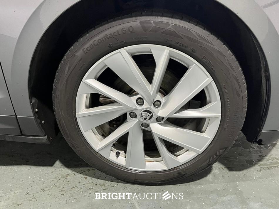 Škoda Enyaq 60 179pk 2022 (Origineel-NL), P-998-NH