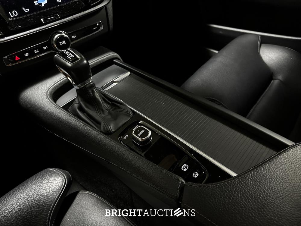 Volvo V90 2.0 T5 Momentum 254pk 2017 (Origineel-NL), PJ-218-K