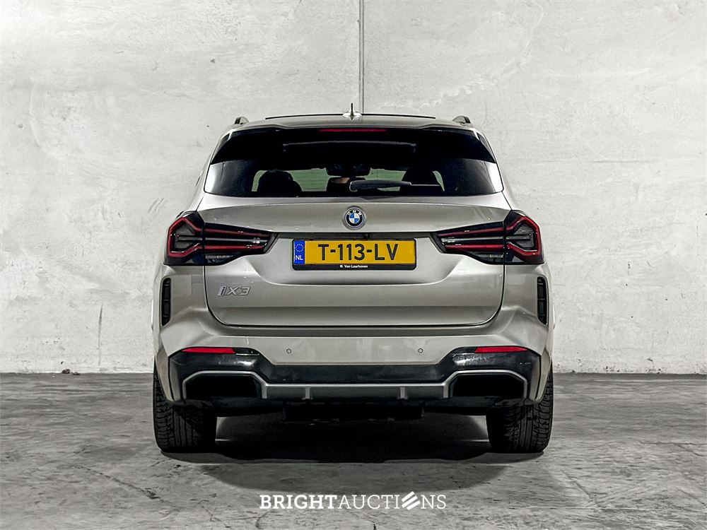 BMW iX3 High Executive 80kWh 286pk 2022, T-113-LV