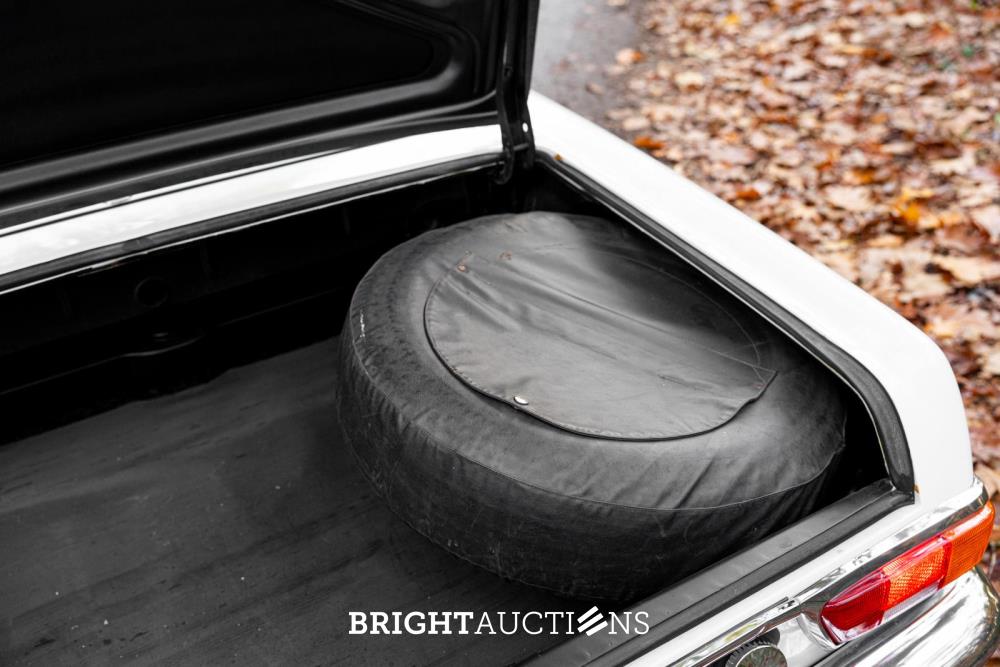 Mercedes-Benz 280 SL Pagode – Handgeschakeld – EU-uitvoering – 2.8 liter zes-in-lijn. 