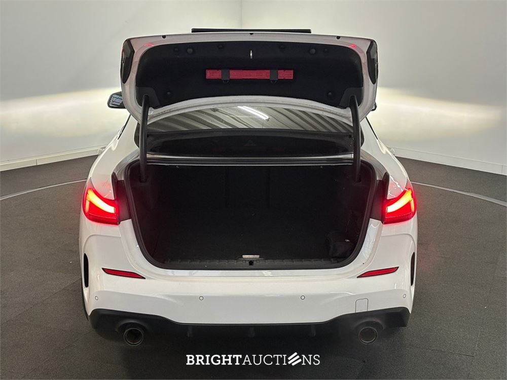 BMW 220i Grand Coupe Exe-Edition 178pk 2022 (Origineel-NL) 2-Serie, N-931-XZ