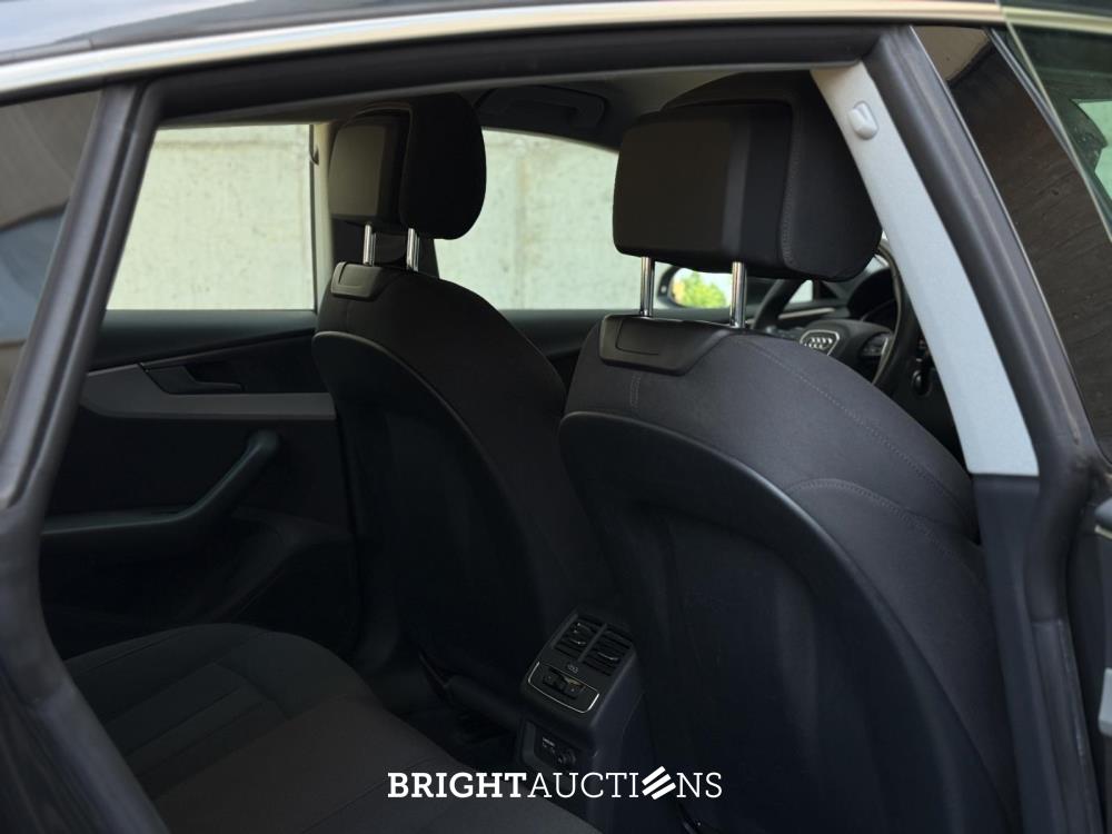 Audi A5 Sportback 40 TFSI S edition 204pk 2021, N-151-RL