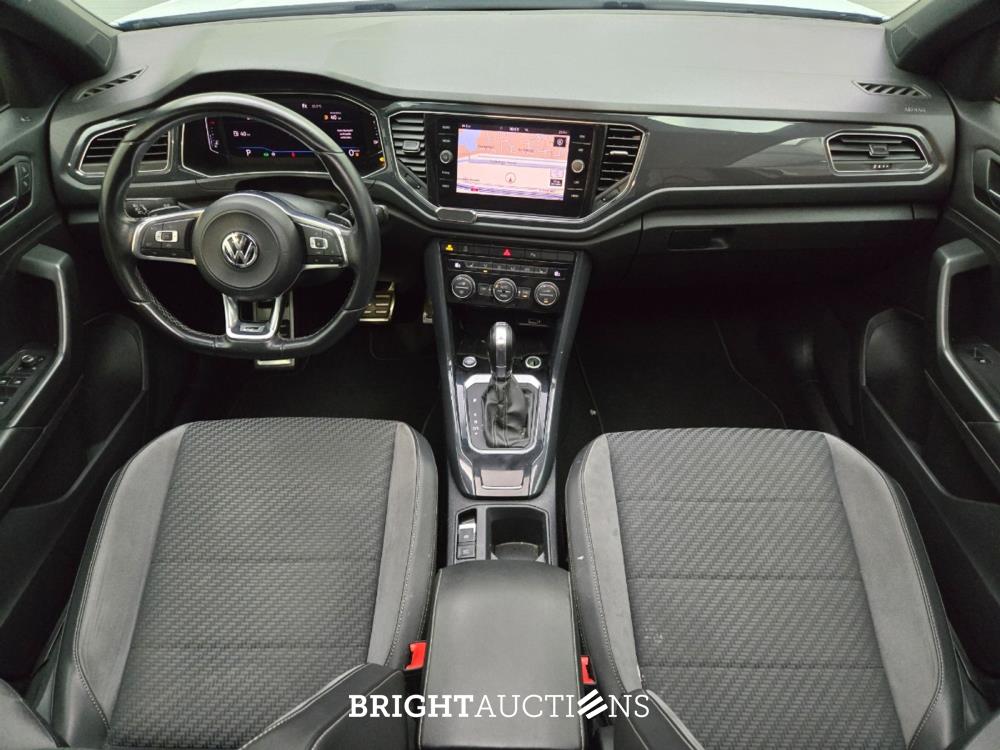 Volkswagen T-Roc Sport Business R 1.5 TSI 150pk 2019, L-422-GX