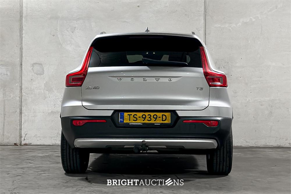 Volvo XC40 1.5 T3 Momentum 156pk 2018 (Origineel-NL), TS-939-D
