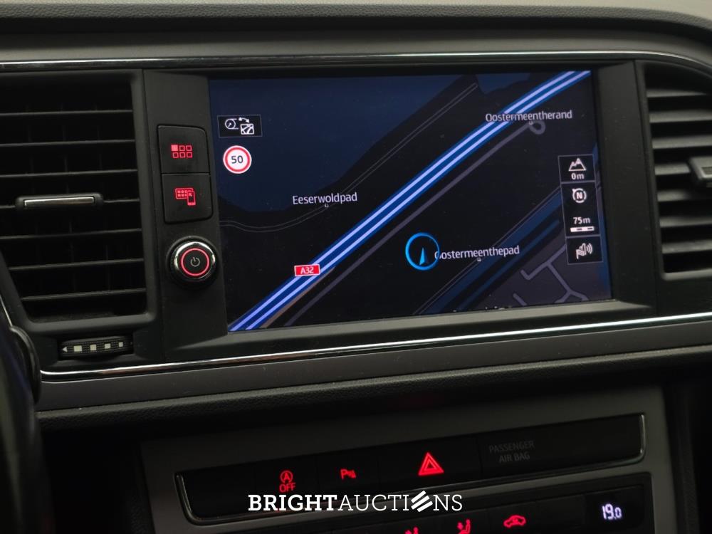 SEAT Leon ST Xcellence Business Intense 1.6 TDI 116pk 2018 (Origineel-NL), TS-807-D