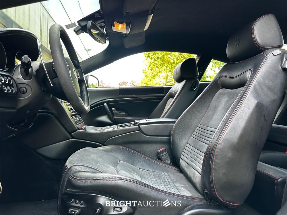 Maserati GranTurismo S 4.7 V8 440pk 2009