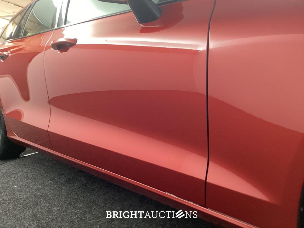 Volvo V60 B3 R-Design 2.0 163pk 2021 (Origineel-NL), L-711-FN