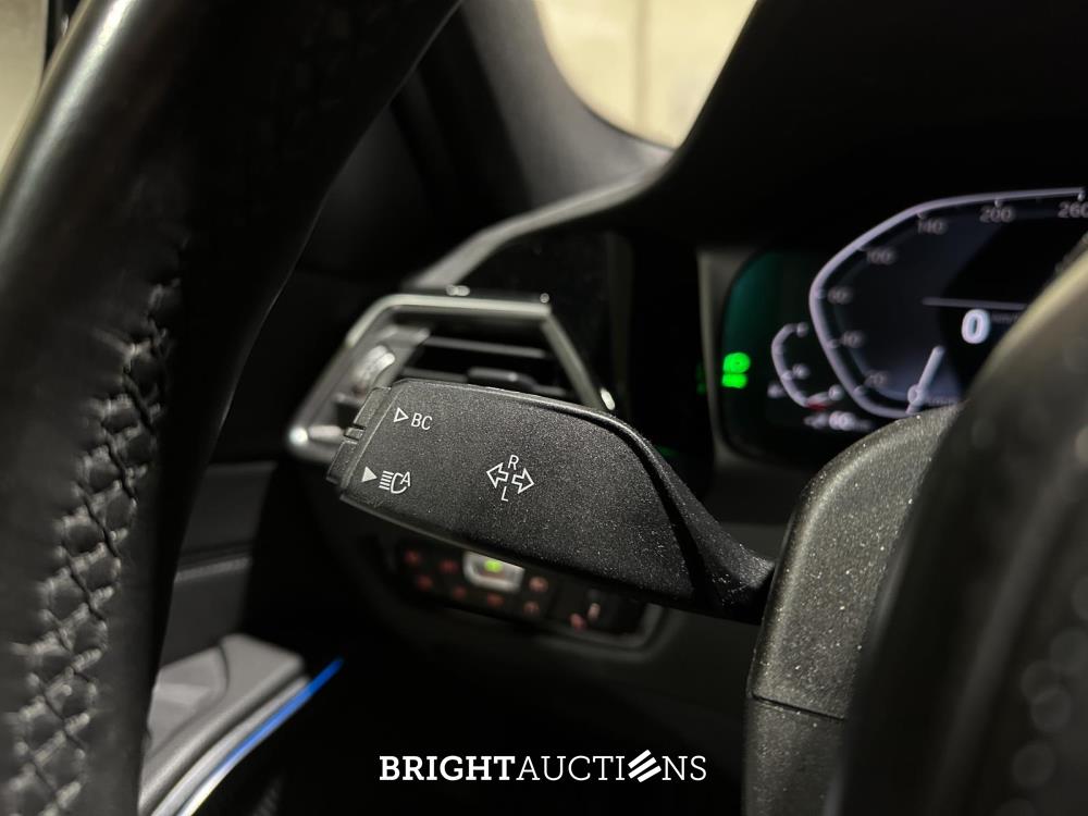 BMW 330e Touring Business Edition Plus 184hp 2021 3er (Original-NL + 1. Besitzer) L-480-TL