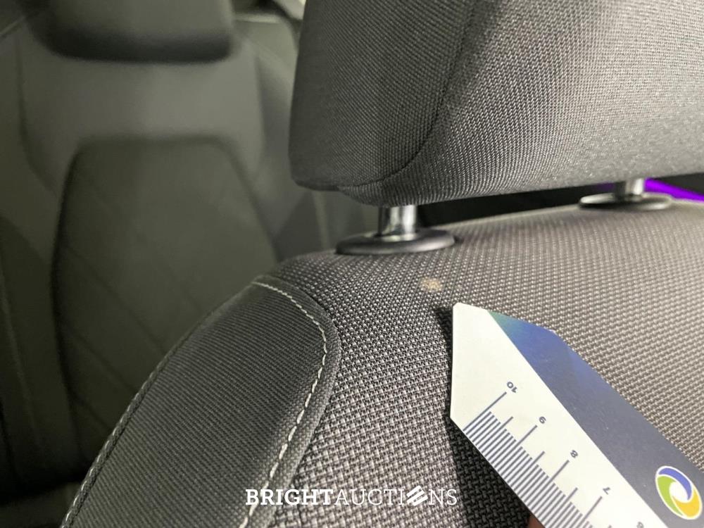 Volkswagen Golf eTSI Style 1.5 150pk 2020, X-368-TL