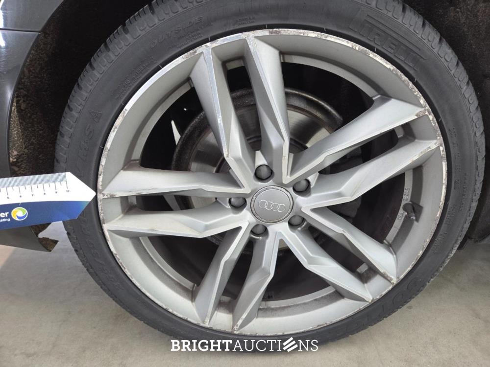 Audi A4 Avant Sport S line edition 1.4 TFSI 150pk 2018 (Origineel-NL), TX-637-V