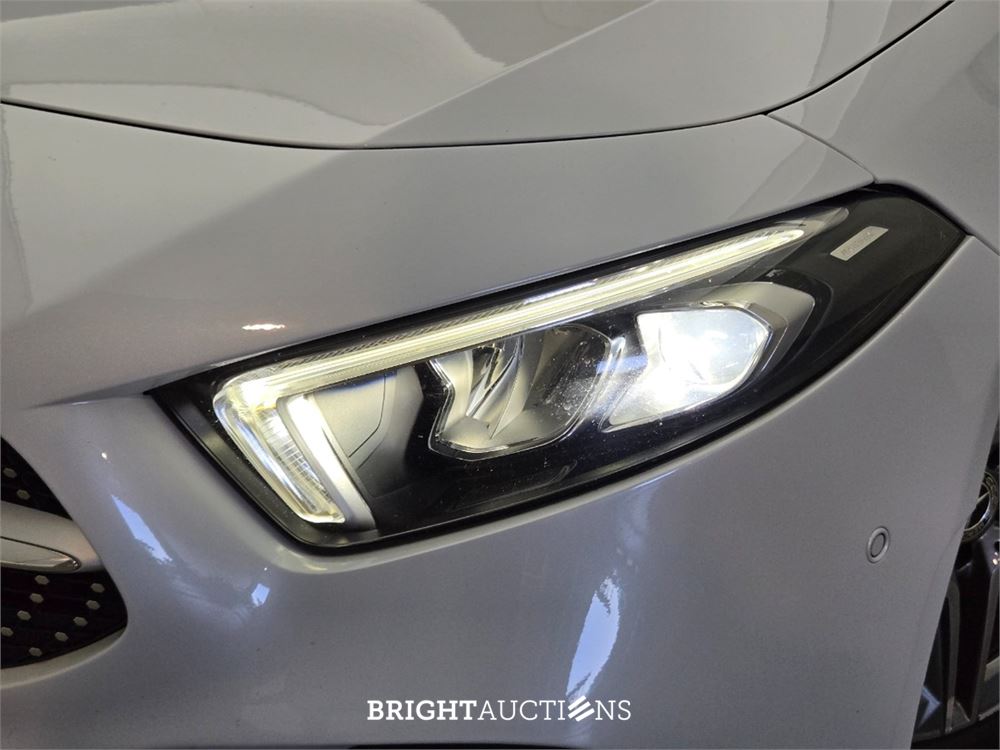 Mercedes-Benz A200 Business Solution AMG 163pk 2019 (Origineel-NL) A-klasse, XJ-315-N