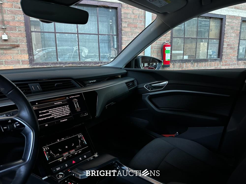 Audi e-tron Sportback 55 quattro edition 95 kWh 408pk 2020 (Origineel-NL+1e eigenaar), K-470-GB