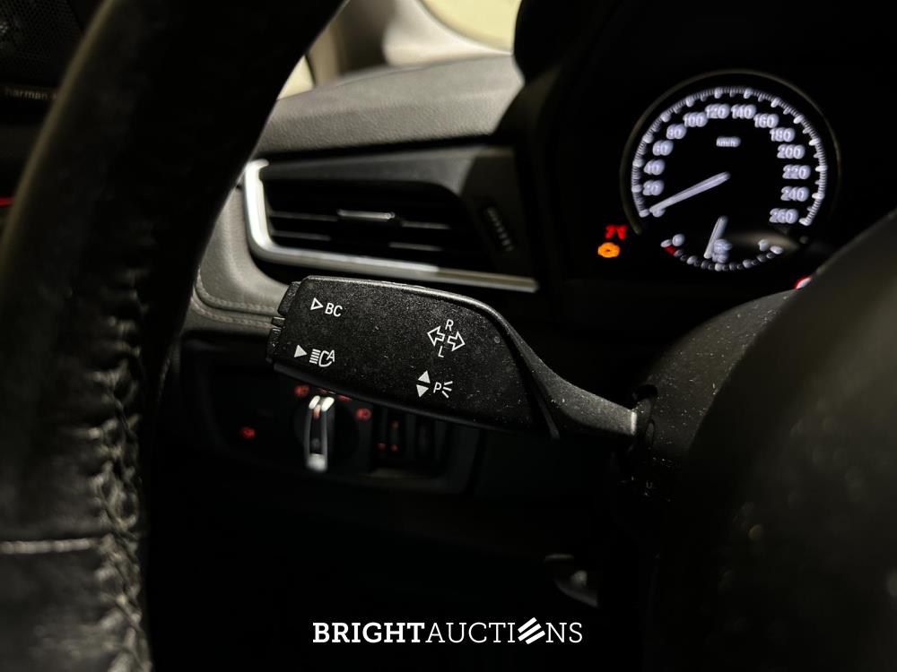 BMW 225xe Active Tourer iPerformance High Executive 2-serie 136pk 2019, P-518-JD