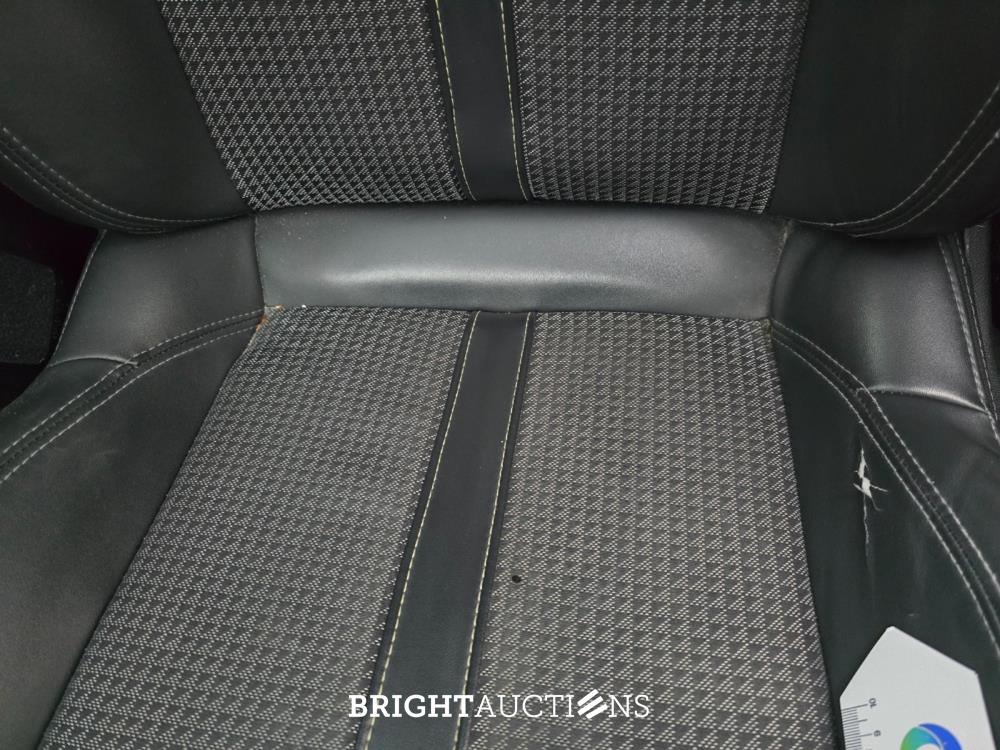 Peugeot 208 GT-Line 1.2 PureTech 102pk 2020 (Origineel-NL), H-864-HK