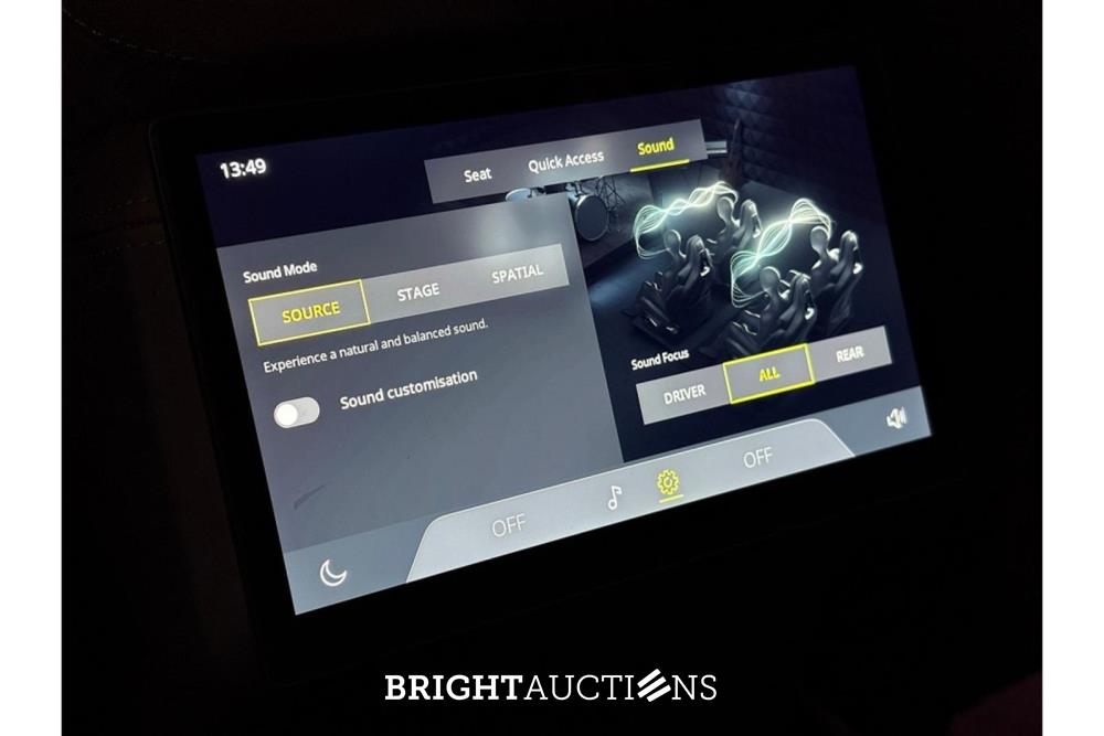 Lotus Eletre EDS 450 4WD 112 kWh 612pk 2023 (Origineel-NL), X-319-JJ