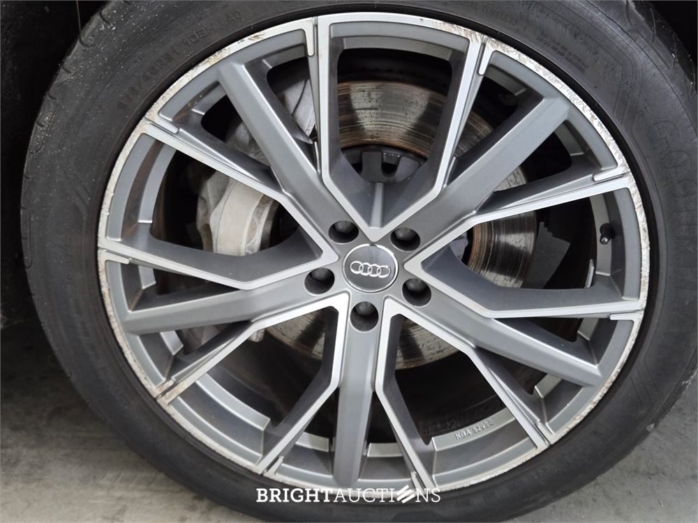 Audi e-tron 50 e-tron Launch edition Black Quattro 71 kWh 313pk 2019 (Origineel-NL), G-918-VX
