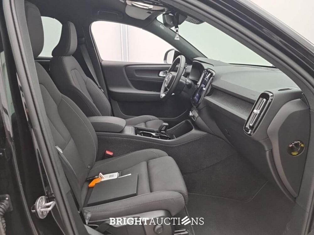 Volvo XC40 Recharge PLUS 70 kWh 231pk 2022 (Origineel-NL), R-756-TS