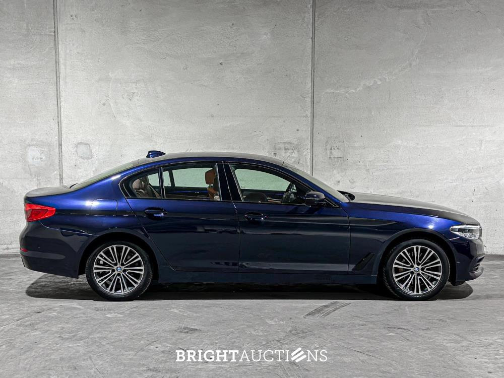 BMW 530e iPerformance High Executive 5-serie 184pk 2019 (Origineel-NL+1eigenaar), ZT-244-H
