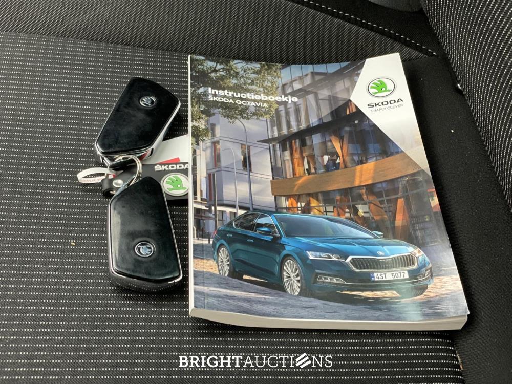 Skoda Octavia Combi Business Edition 1.0 TSI 110pk 2021 (Origineel-NL), K-576-SF