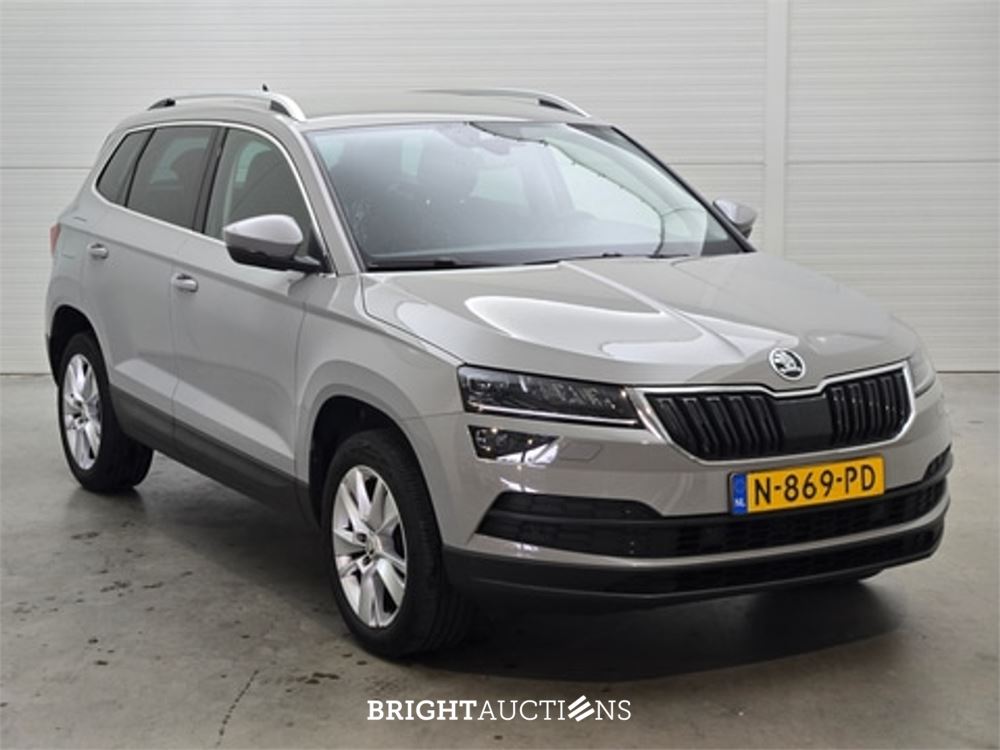 Škoda Karoq Business Edition Plus 1.0 TSI 110pk 2022 (Origineel-NL), N-869-PD