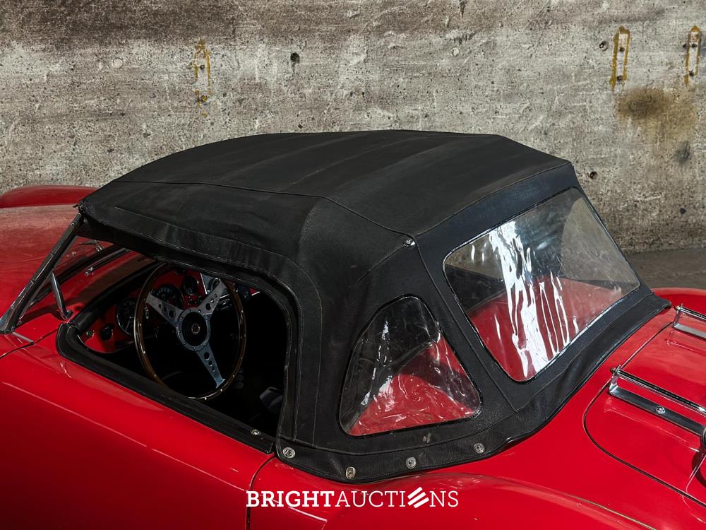 MG MGA Cabriolet 1957, BX-81-86