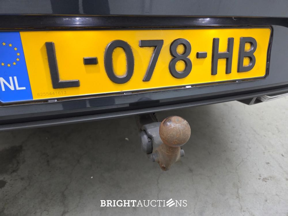 SEAT Leon Sportstourer eHybrid PHEV FR Business Intense 1.4 TSI 258pk 2021 (Origineel-NL), L-078-HB