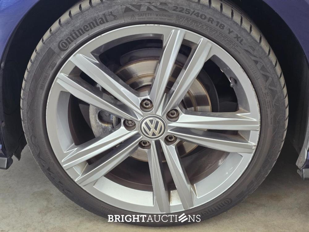 Volkswagen Golf Highline Business R 1.5 TSI 150pk 2018, X-726-KS