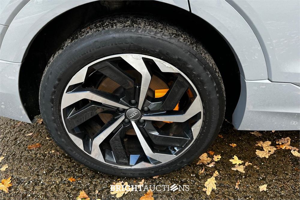 Audi e-tron Sportback 50 S edition Quattro 71 kWh 313pk 2021, T-261-RR