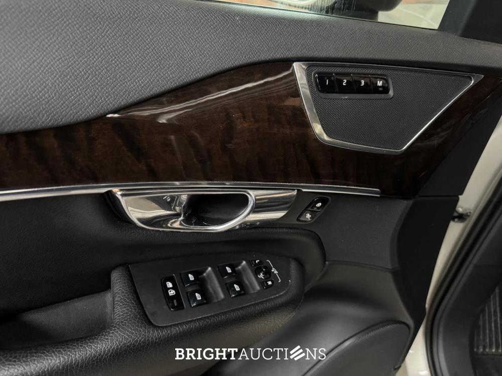 Volvo XC90 2.0 T6 AWD Inscription 320pk 2015, ZR-425-V