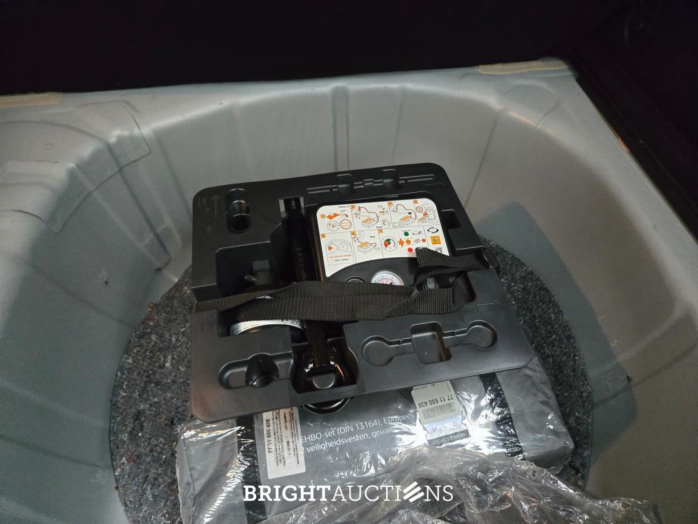 Renault Captur 90 Zen 1.0 TCe 91pk 2022 (Origineel-NL), P-696-JZ