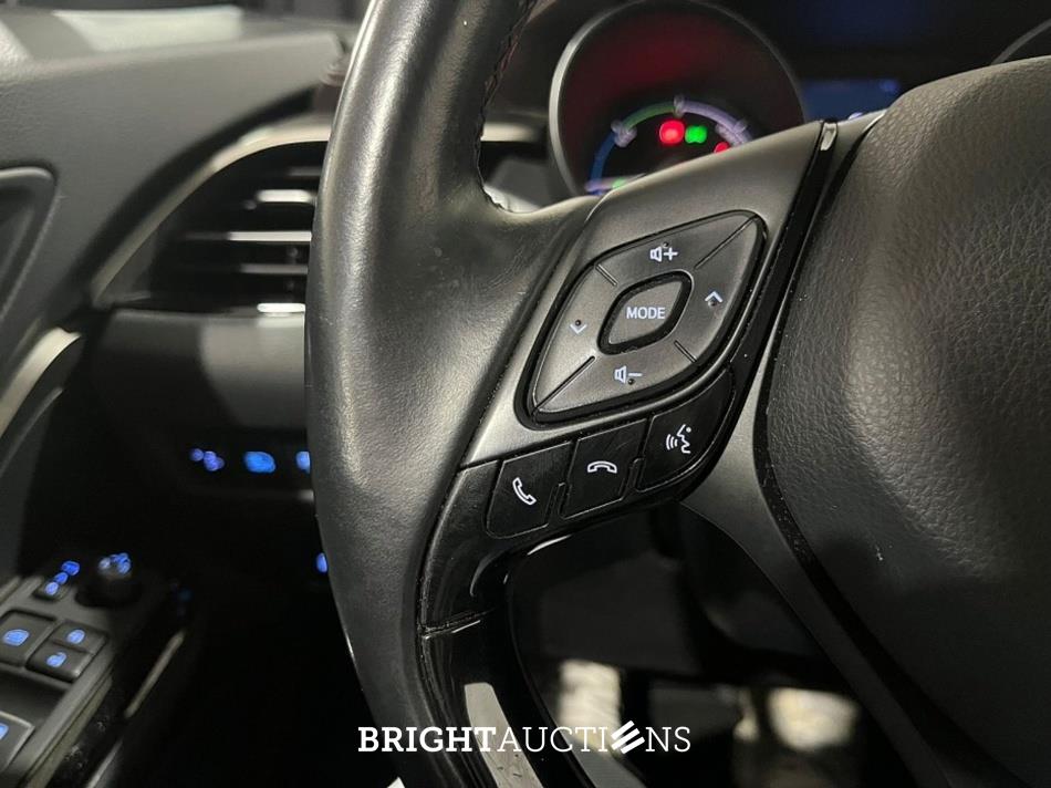 Toyota C-HR 1.8 Hybrid Executive 98pk 2018 (Origineel-NL), RS-050-N