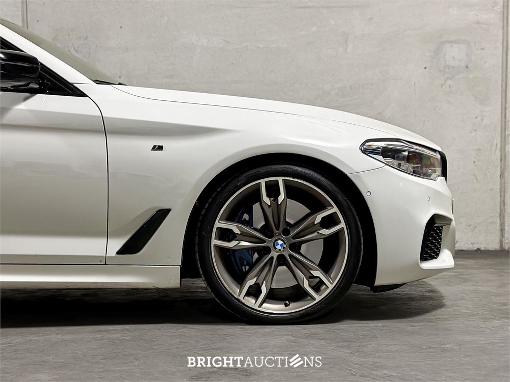 BMW M550i xDrive High Executive 462pk 2018 5-serie, KKP-44-R
