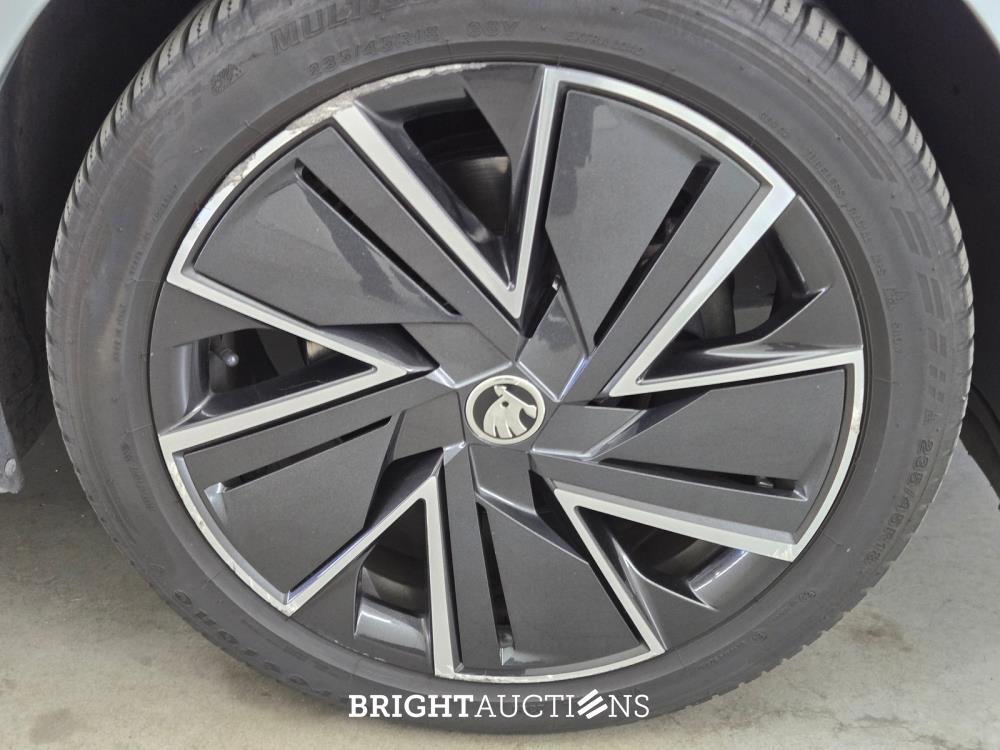 Škoda Superb Combi iV Sportline Business 1.4 TSI 272pk 2021 (Origineel-NL), N-498-TH