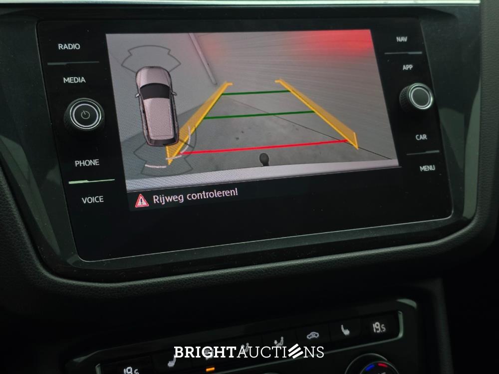 Volkswagen Tiguan ACT Highline Business R 1.5 TSI 150pk 2019 (Origineel-NL), ZB-318-G