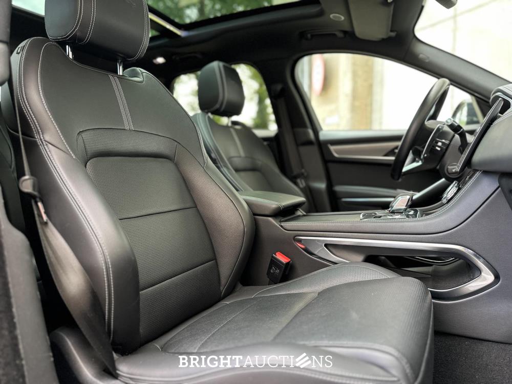 Jaguar F-PACE P400e PHEV R-Dynamic S 2.0 404pk 2021, R-154-VJ