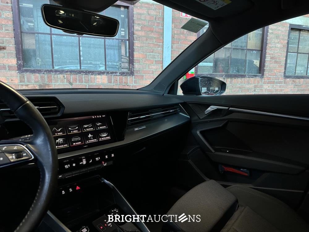 Audi A3 Sportback 35 TFSI Business edition 150pk 2020 (Origineel-NL+1e eignaar), J-594-JG