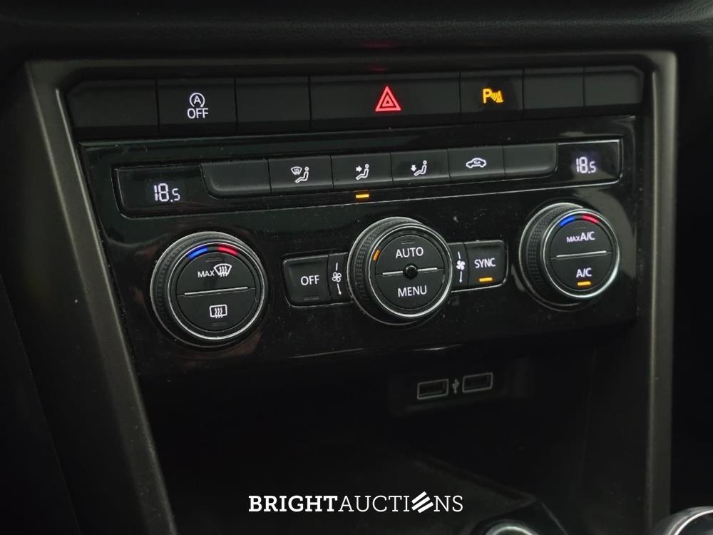 Volkswagen T-Roc Style 1.0 TSI 116pk 2019 (Origineel-NL), XX-149-F