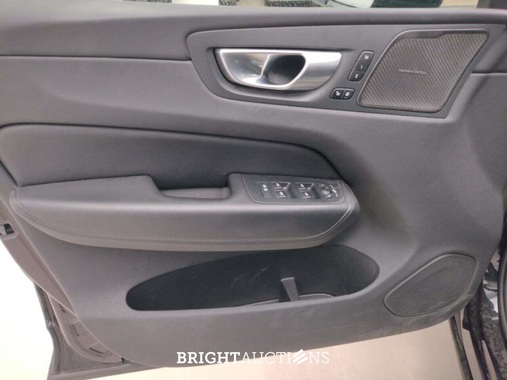 Volvo XC60 T6 PHEV Ultimate Dark 2.0 AWD 253pk 2023